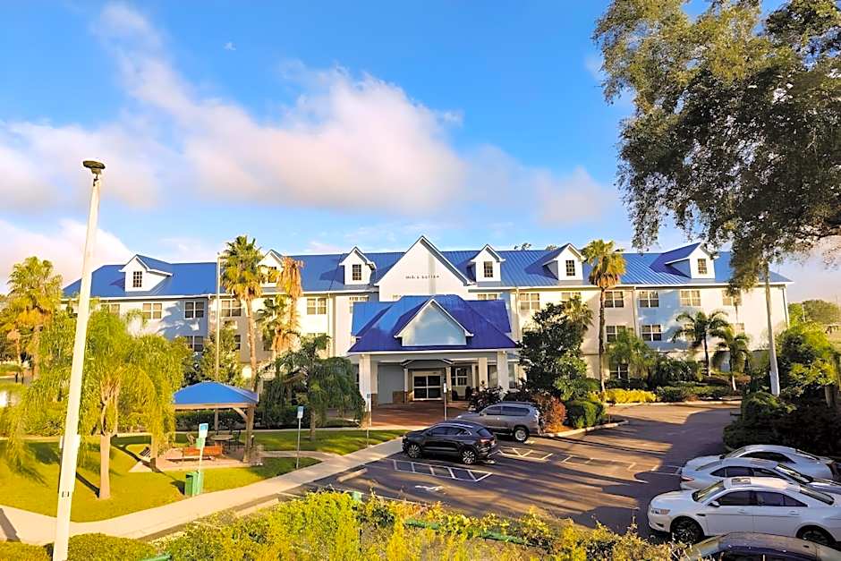 Seffner Inn and Suites