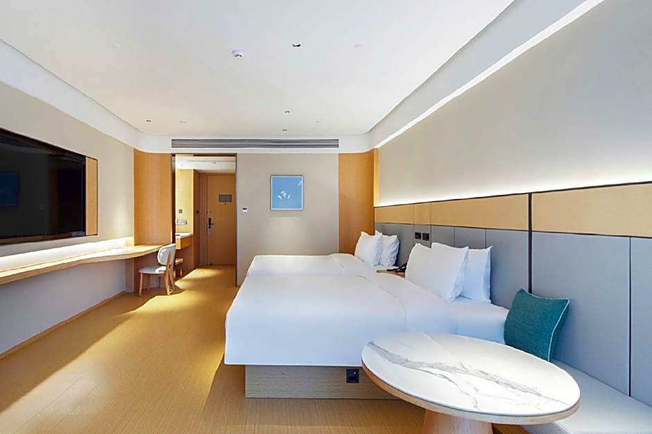 JI Hotel Xiangyang Dongjin Minfa Century Plaza