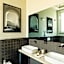 Amadomus Luxury Suites