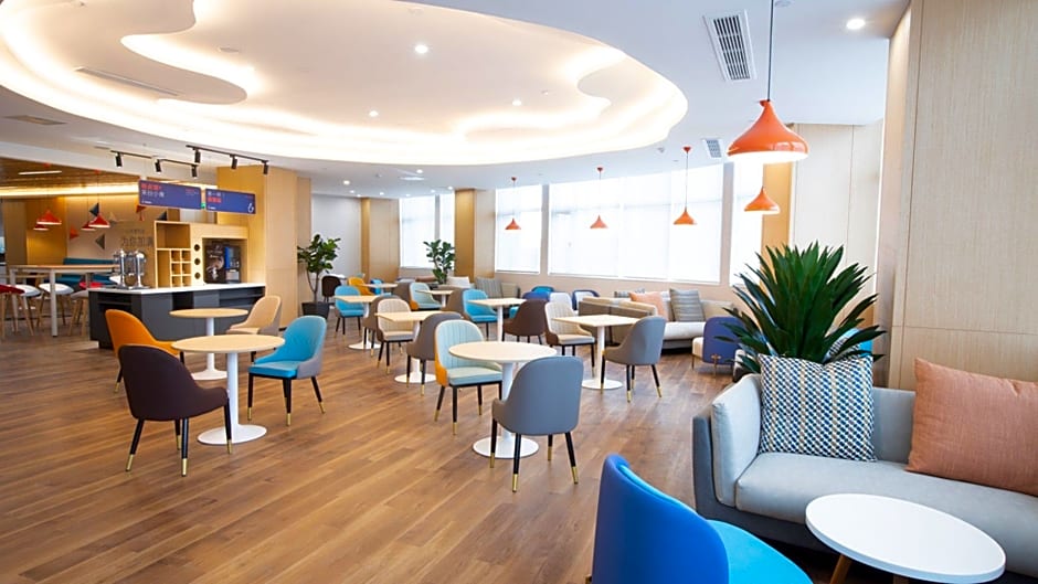 Holiday Inn Express Linyi West By IHG