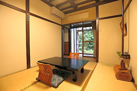 Japanese-Style Twin Room
