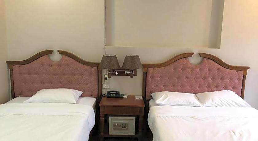 Dreams Hotel