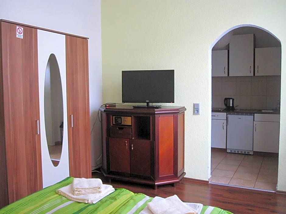 Photo 1 of 6 of Classic Apartment