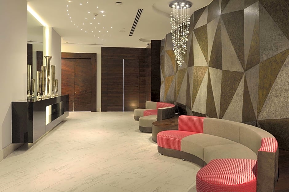 HS HOTSSON Hotel Silao