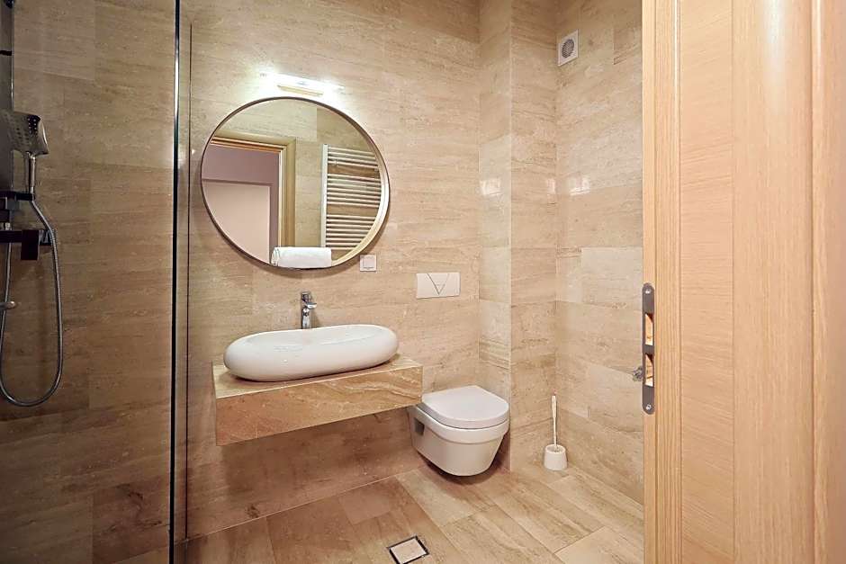 Living In Aparthotel