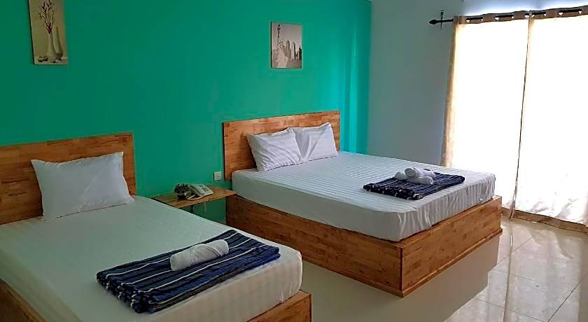 Lucky hostel and guesthouse
