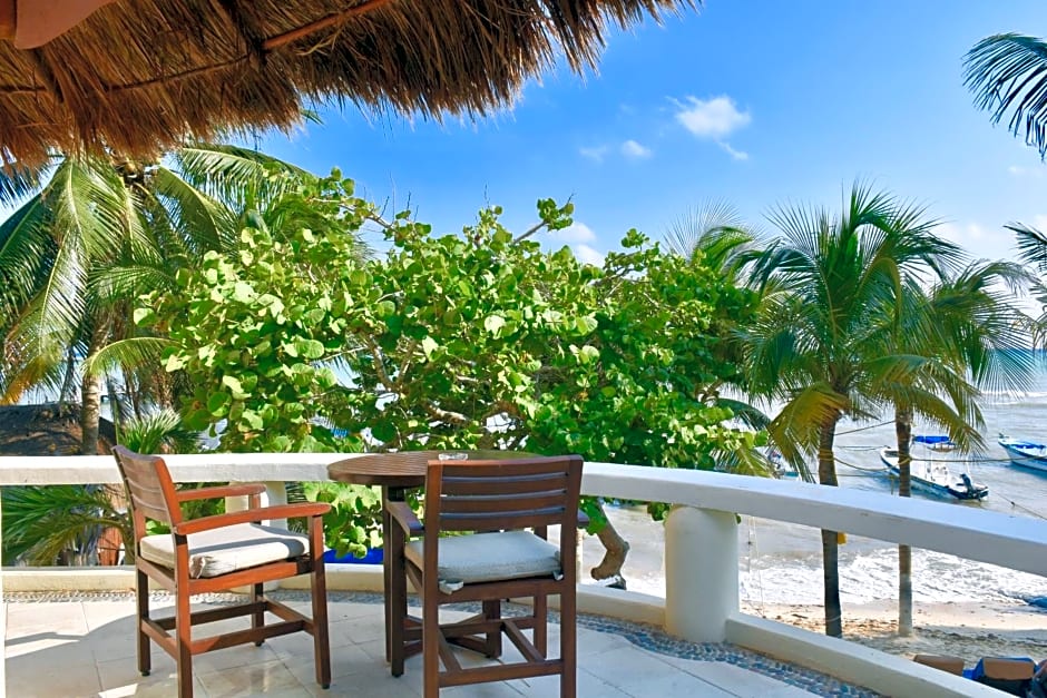Playa Palms Beach Hotel