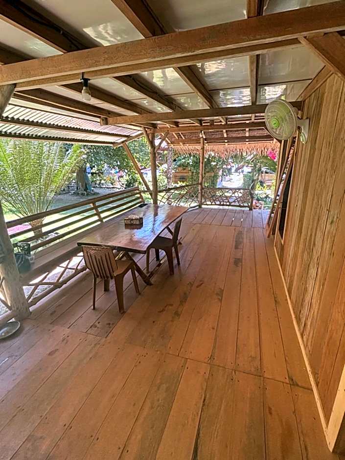 Moile Moile Surfcamp