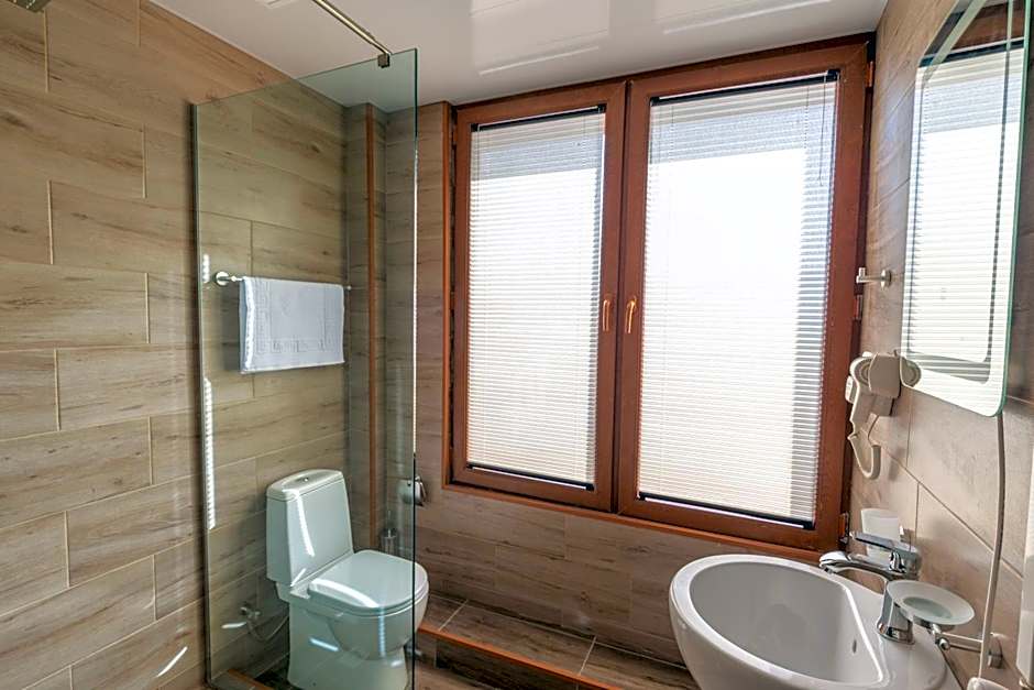 Pine Chalets by KA Group