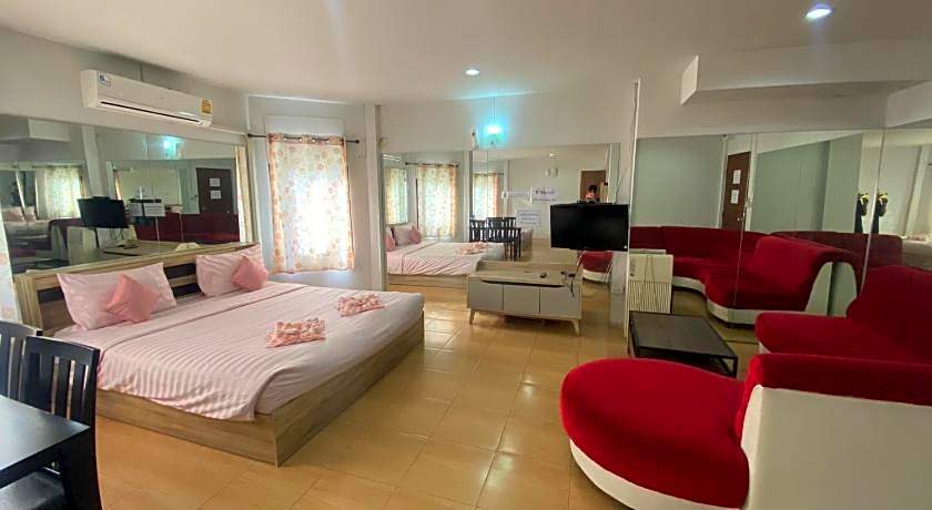 Alongkorn hotel by SB