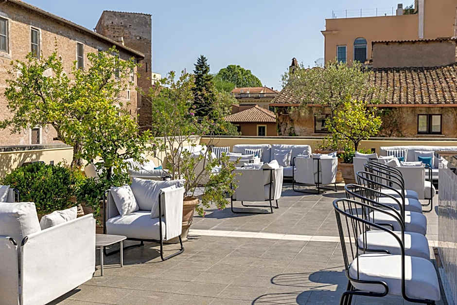 Room Mate Collection Mia, Rome Colosseum