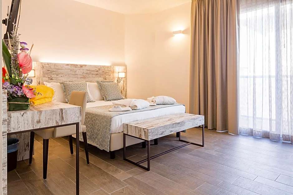 Hotel Ambassador