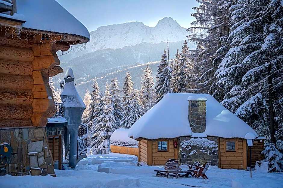 Rich Witch Villa&SPA