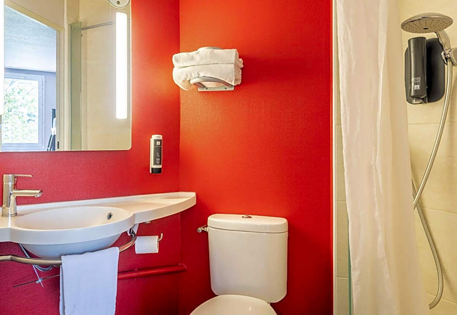 B&B HOTEL Toulon Ollioules