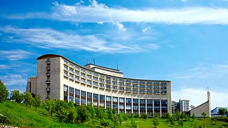 ANA Holiday Inn Kobe Sanda by IHG