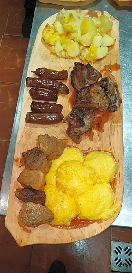 HOTEL HO2 POIANA MARULUI