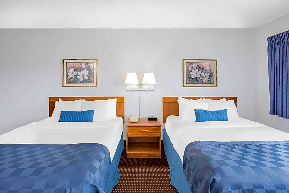 Ramada by Wyndham Hancock Waterfront