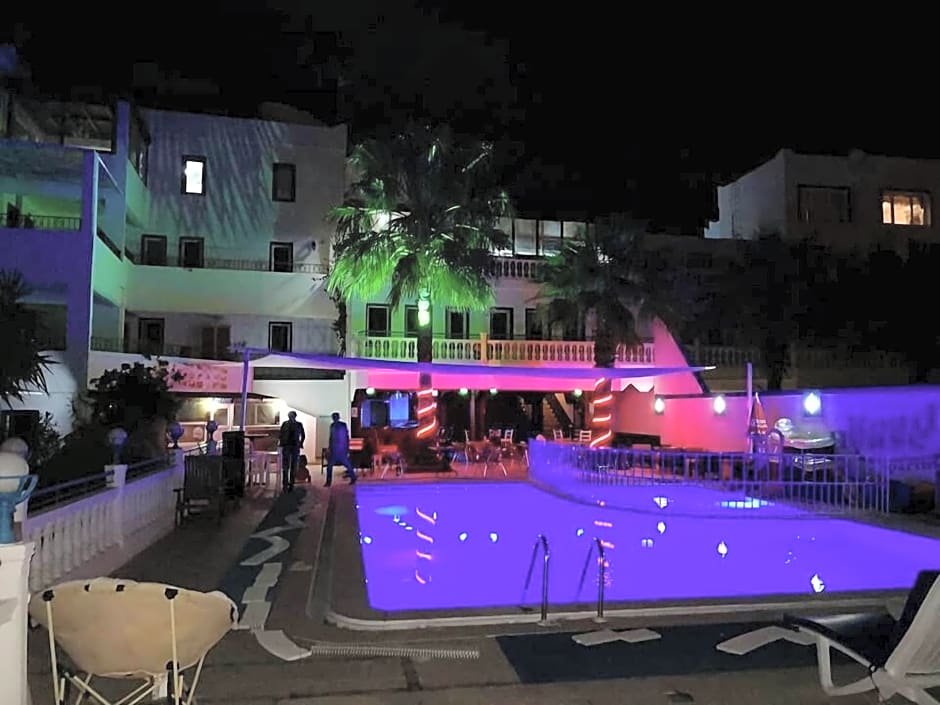 Roadhouse Boutik Otel