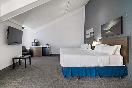 Superior Queen Room with Two Queen Beds