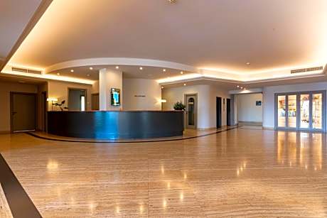 Aldero Hotel