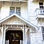 Travelite Hotel Legarda