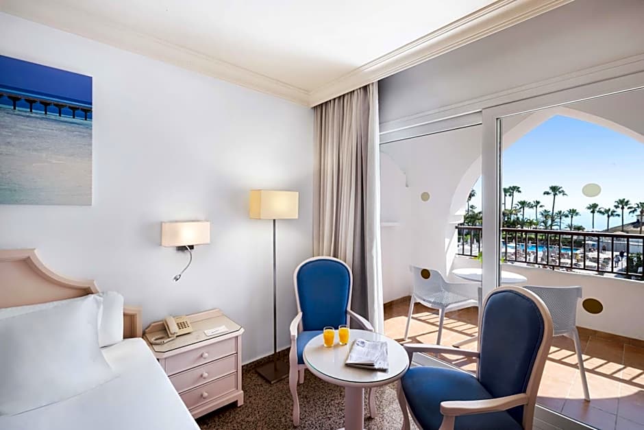 Mac Puerto Marina Benalmadena Hotel