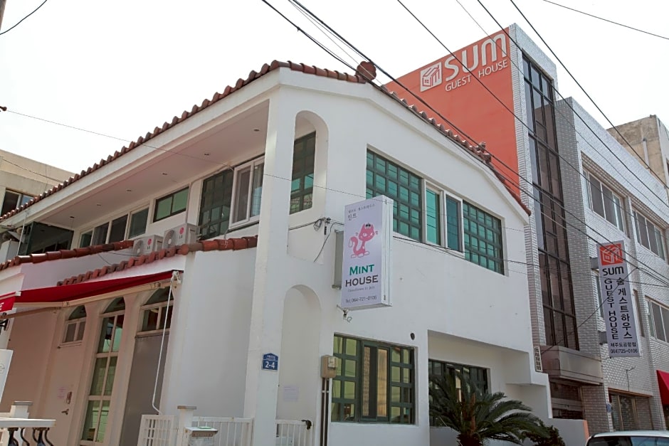 Sum Guest House Jeju Airport