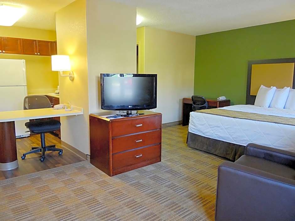 Hawthorn Extended Stay by Wyndham Irving Las Colinas