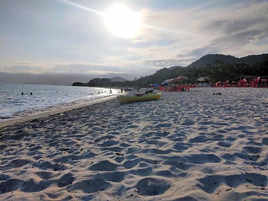 Casa praias de São Gonçalo em Paraty RJ