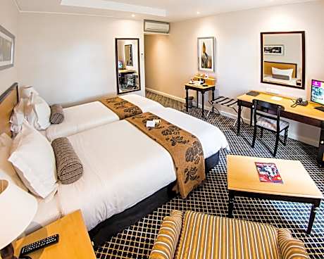 Twin Room - Non-Smoking