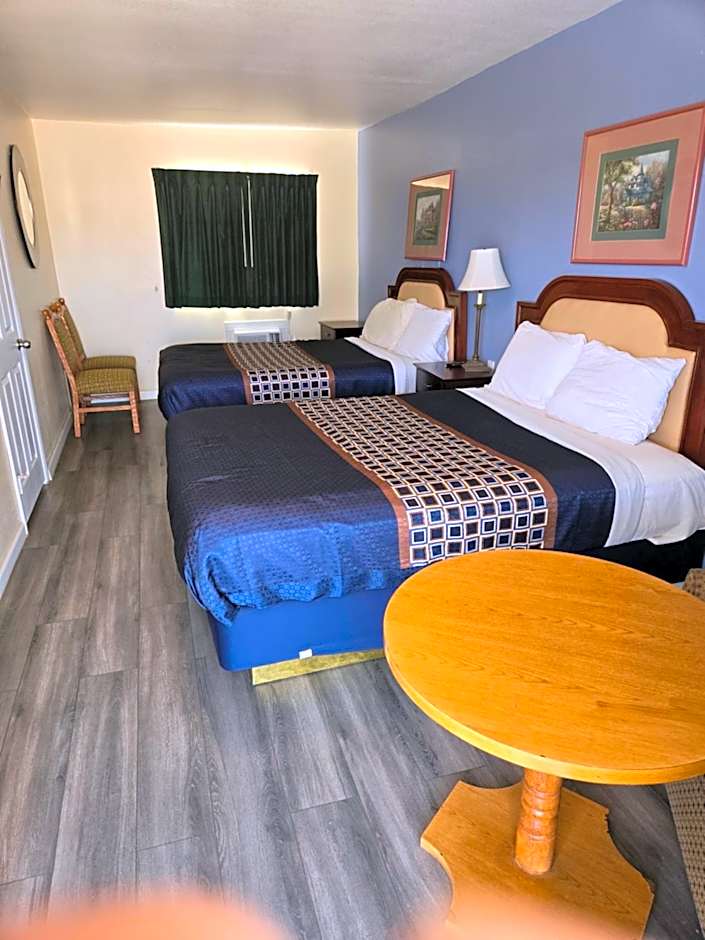 Rodeway Inn & Suites