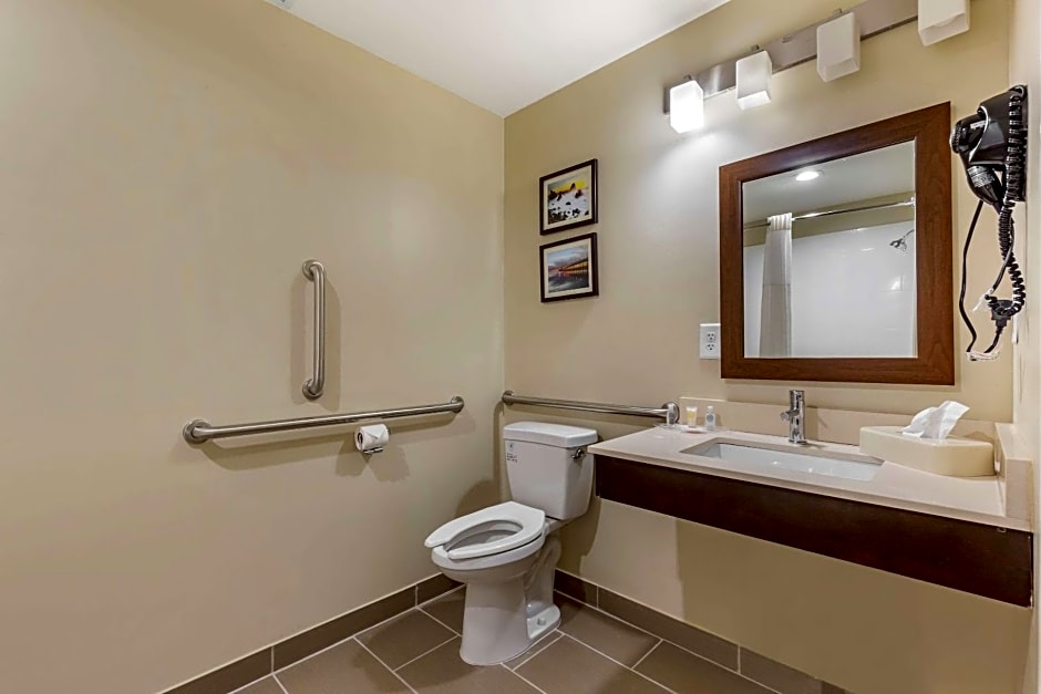 Comfort Suites near Camp Lejeune