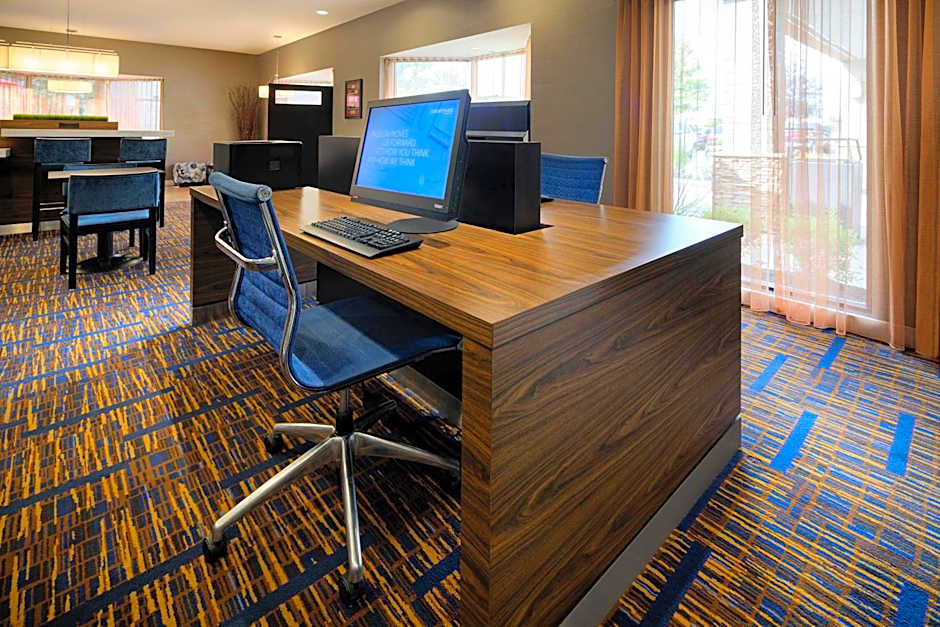 Courtyard by Marriott Cleveland Beachwood