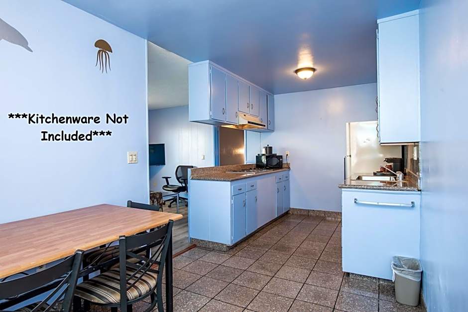 Aqua Breeze Inn