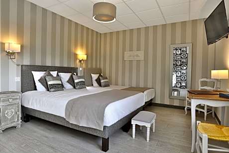Triple Room with Garden View