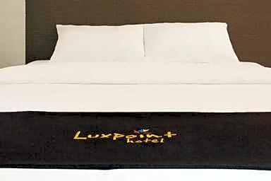 Luxpoint Hotel Surabaya
