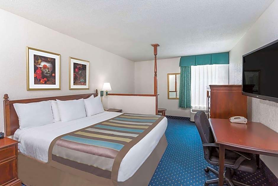 Baymont by Wyndham Greensboro/Coliseum