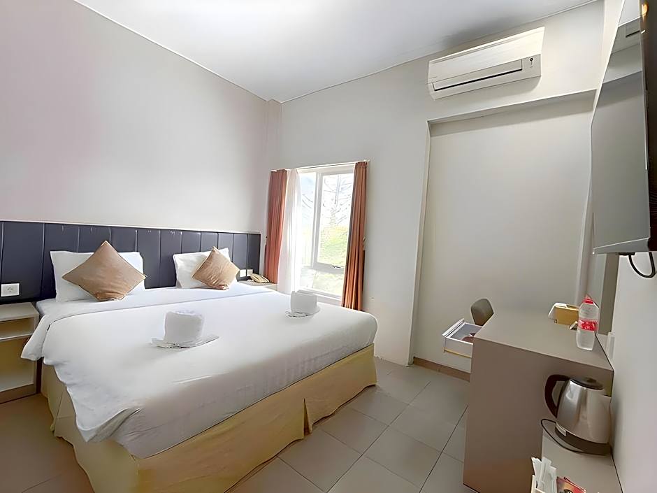 Splash Hotel