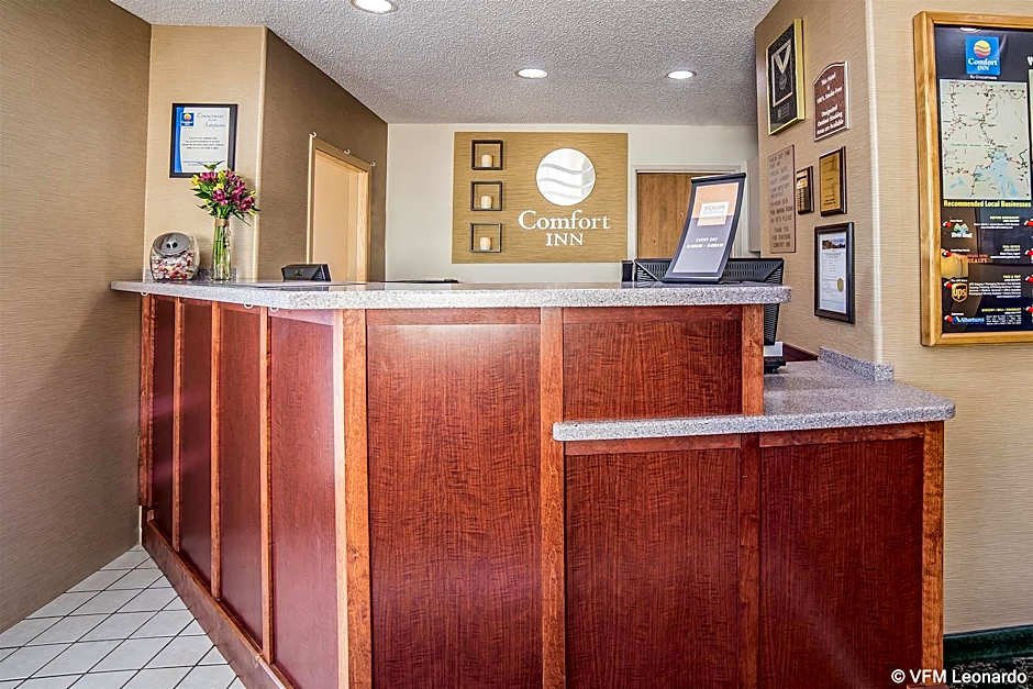 Yellowstone River Inn & Suites