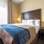 Comfort Inn and Suites Fox Creek