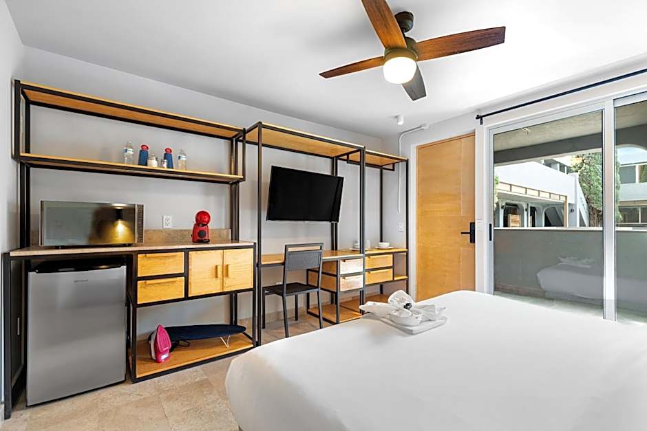 Hacienda Santa Barbara by Homi Rent