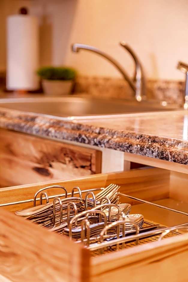 Alpine Trail Ridge Inn