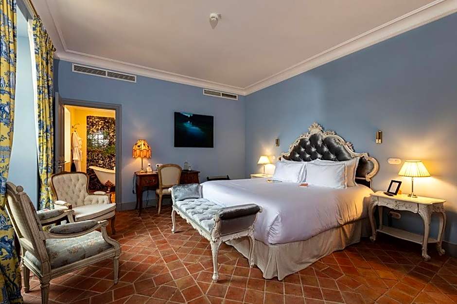 Château de Collias - Maison de Vacances