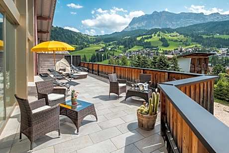 Hotel Serena