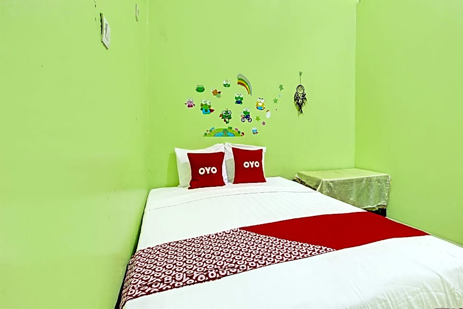 Hotel O Cahyo Kost 1