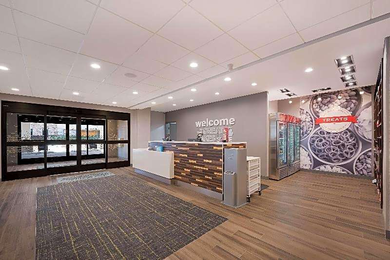 A Victory Hotel & Suites