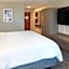 Holiday Inn Express Hotel & Suites Fort Atkinson By IHG