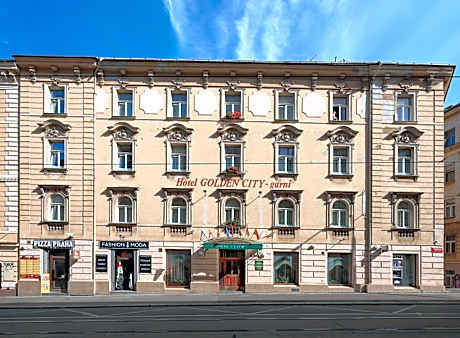 Hotel Golden City Garni