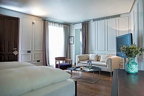 King Size Bed
