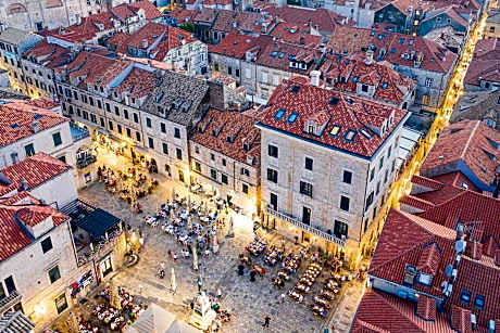 The Pucic Palace